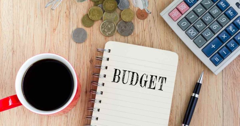 How to create a simple budget